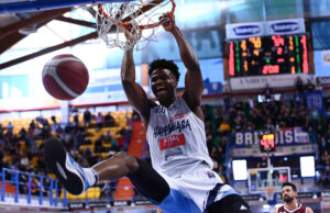 Mezzogiorno di fuoco. L’Happy Casa Brindisi vince il lunch match contro la Reyer Venezia