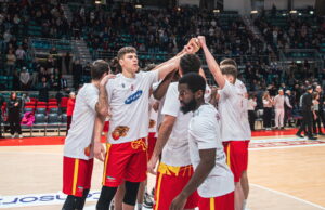 L’OraSì gioca un gran primo tempo, ma cede alla Fortitudo sul parquet del Paladozza
