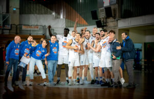 PalaLosito fortino NMC. Vittoria al cardiopalma contro Vieste: 81-78