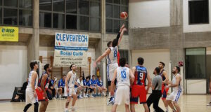 Ultimo quarto fatale a Montecchio. Il Bologna Basket si impone in trasferta 82-71