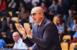 Umana Reyer Venezia: Walter De Raffaele sollevato dall’incarico di capoallenatore