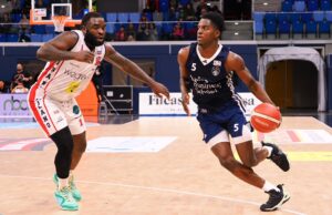 Trapani supera nel big match Torino. Alla Fortitudo il derby con Cento, Trieste prevale nel derby con Cividale