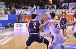 La Blu Basket è solida ma Udine vince al PalaCarnera 73-65