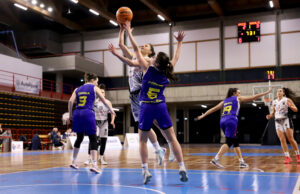 Serie A2 femminile, nel Girone A si ferma, a sorpresa, la capolista Derthona, nel B Udine fa suo il big match con Roseto