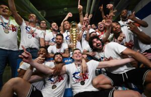 Trapani torna in massima serie, gli Shark battono la Fortitudo 64-58 in Gara-4