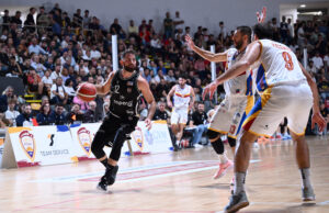 Esordio col botto per la Paperdi Juvecaserta 2021. Superata la Virtus Roma a domicilio 58-67