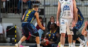 Fiorenzuola cede il passo solo nel finale. Vince Omegna per 75-70