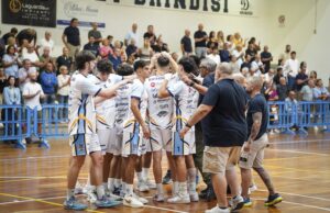 La Dinamo Brindisi esce sconfitta dal PalaTracuzzi di Messina