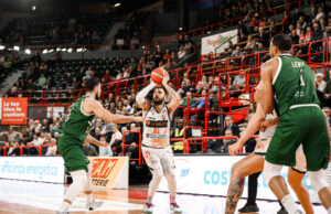 A2 Maschile: L’Unieuro Forlì supera Avellino e aggancia la zona salvezza