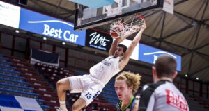 Il CLSL Dany Basket Quarrata e capitan Federico Regoli avanti insieme